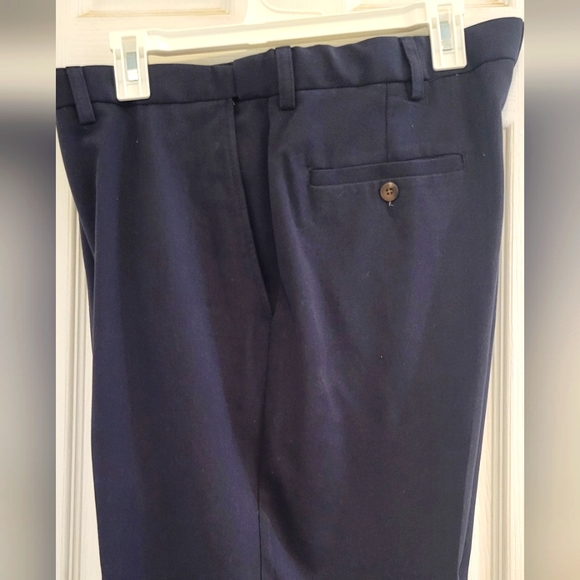 Haagar NWT Mens Work To Weekend Khaki Pants Navy 38/30. - Picture 9 of 10